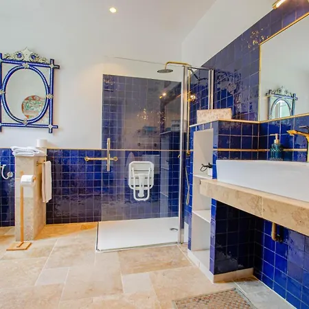 La Demeure Des Ducs Des Luxembourg