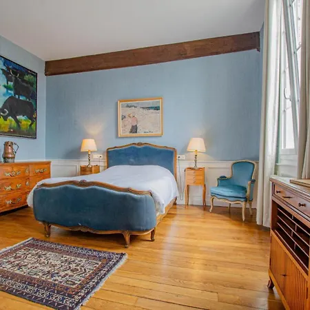 La Demeure Des Ducs Des Luxembourg Дом отдыха