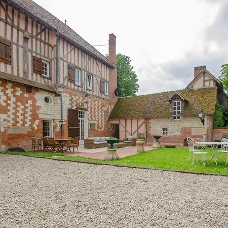 La Demeure Des Ducs Des Luxembourg *