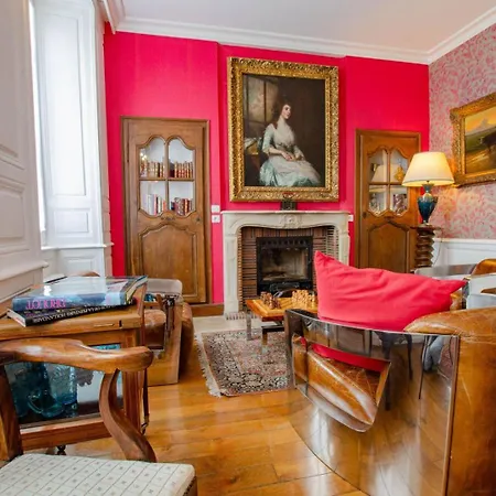 La Demeure Des Ducs Des Luxembourg