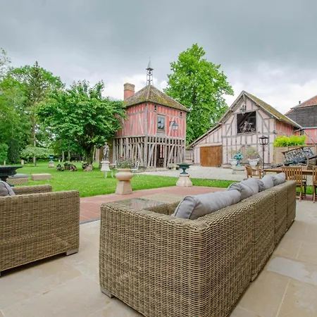 Дом отдыха La Demeure Des Ducs Des Luxembourg